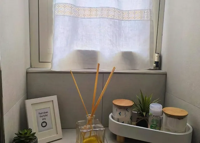 Vintage House Rom