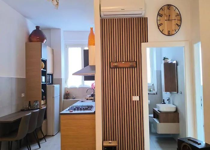 Vintage House *